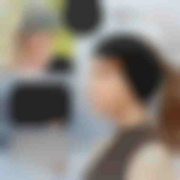 Háčkovaná čepice s culíkem | BEANIEHUT